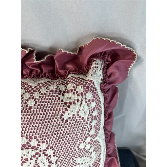 VTG Lace And Ruffle Sateen Back Doily Throw Pillow Cottage Core Boho Granny - Picture 4 of 6